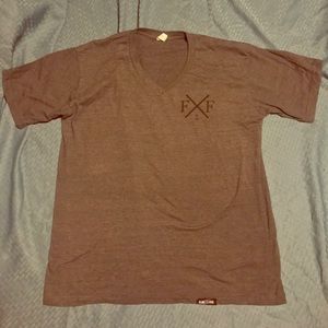 XL FLAG NOR FAIL GREY VNECK